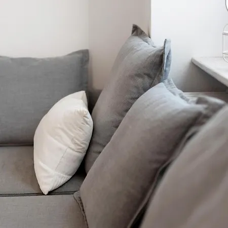 Residenza Jasmine Grey Semesterbostad Vignone