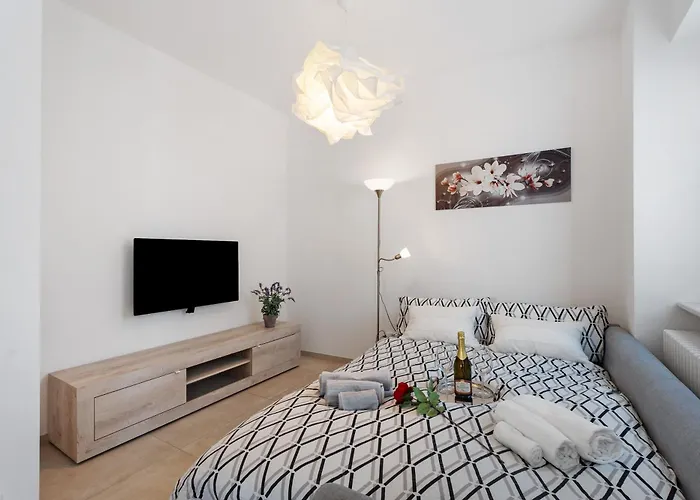 Residenza Jasmine Grey